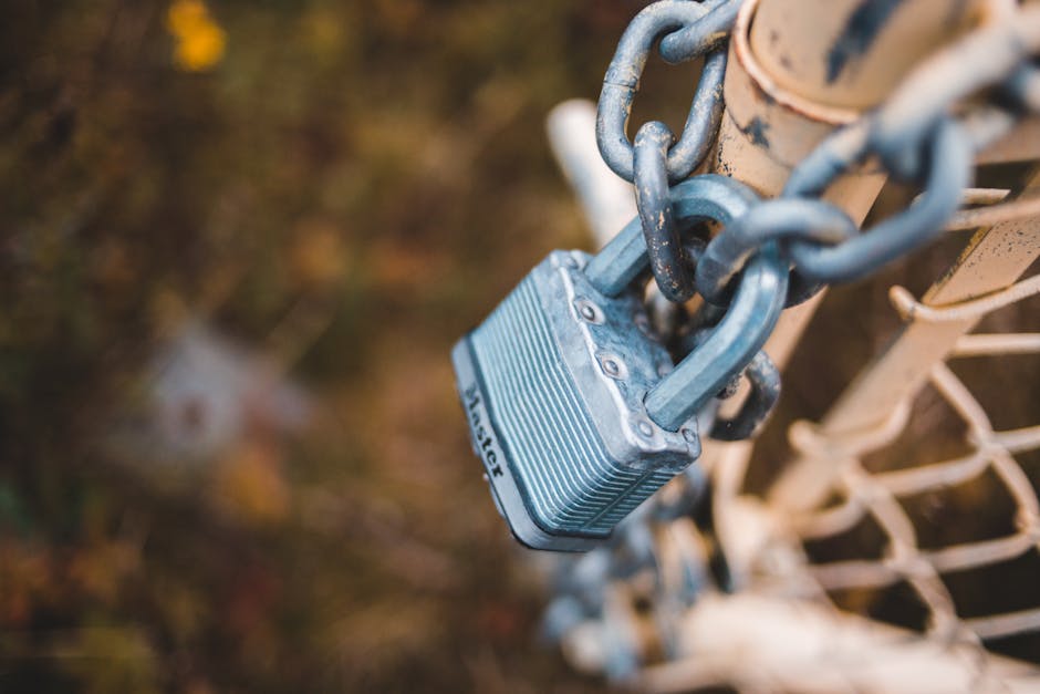 The One Click That Protects Your Bank Account From Cyber Thieves (Seriously, Get This VPN Now) - Page 7