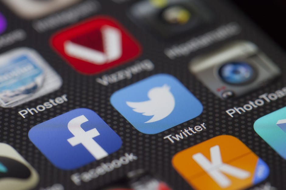 The Shocking Truth About How Your Smartphone Is Spying On You - Page 6