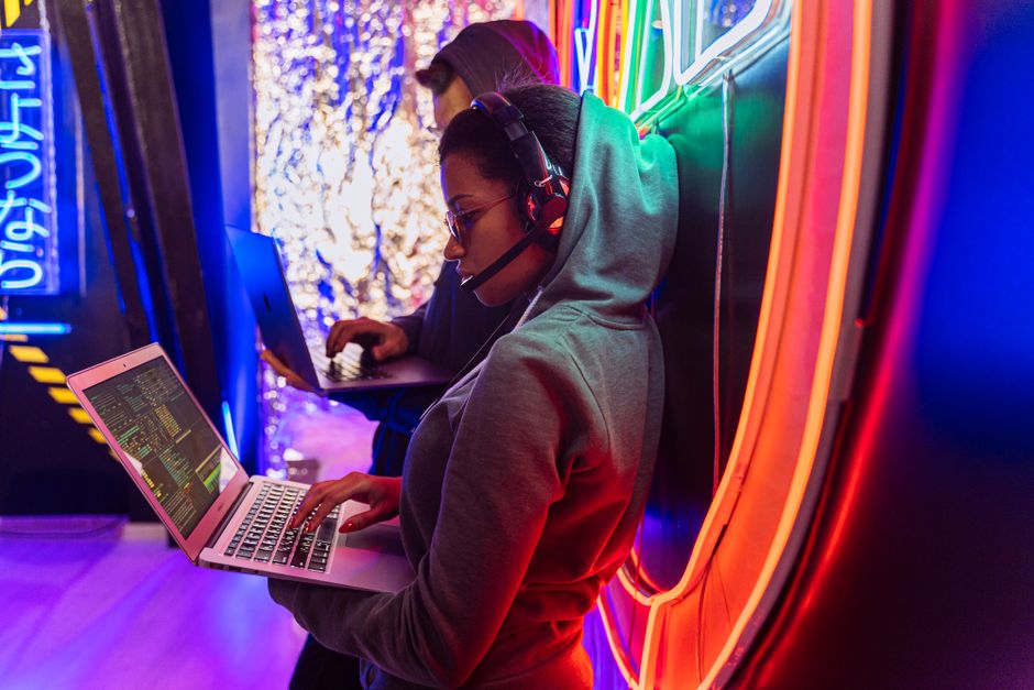 Think Incognito Mode Protects You? Think Again. The VPNs That *Actually* Make You Invisible Online. - Page 4