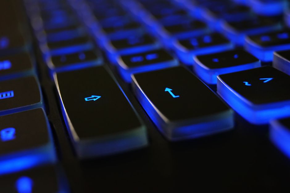 Reclaim Your Digital Life: The Ultimate Guide To De-Googling Your Browser & Devices. - Page 2