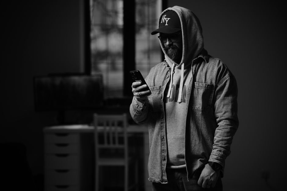 Beyond Incognito: The #1 Privacy Myth That Makes Big Tech Know EVERYTHING About You - Page 2