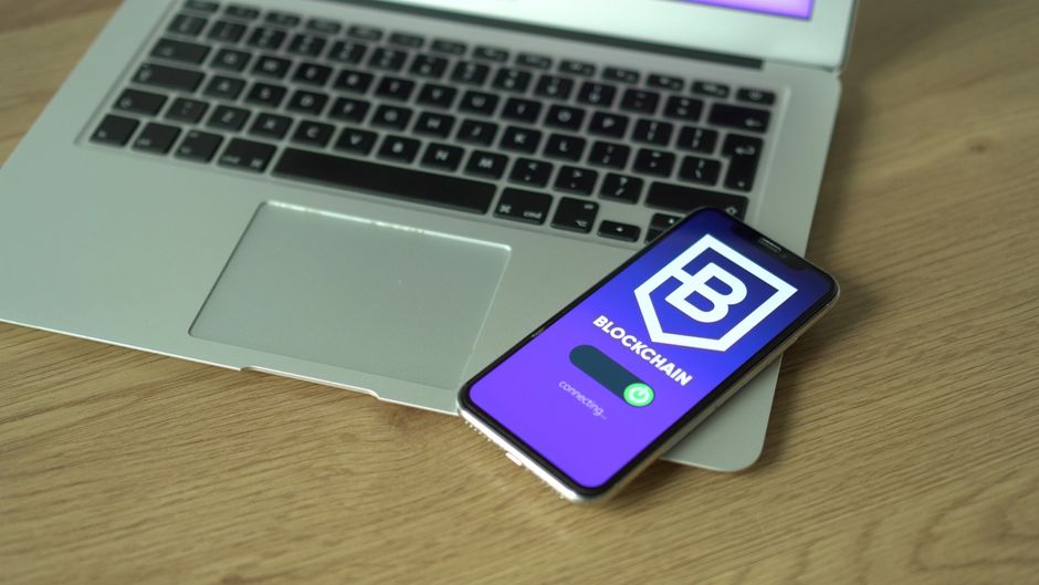 The 5-Minute Hack: Bulletproof Your Passwords (Even Your Grandma Can Do It) - Page 3