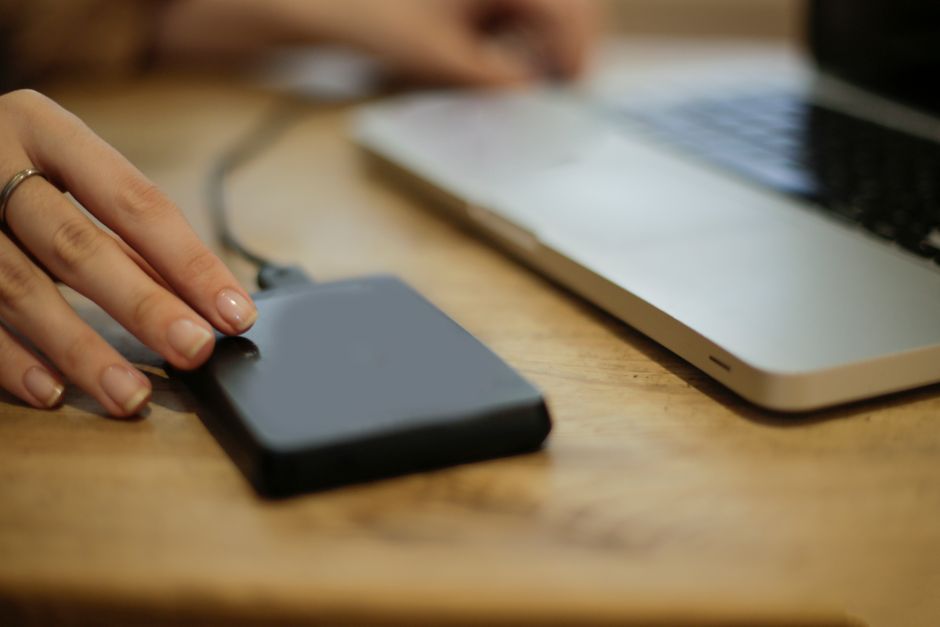 The Invisible Threat: 5 Alarming Ways Your Data Is Being Tracked (And The VPNs That Make You Disappear) - Page 3