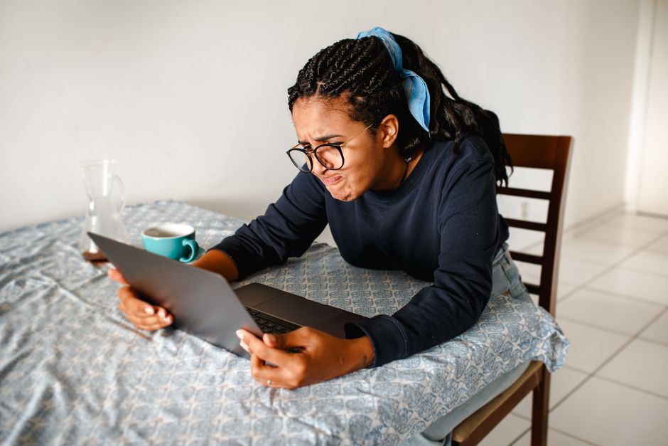 Stop Wasting Time: The 3 'Hidden' Hacks That Make Tech Tutorials EXPLODE On Social Media - Page 1
