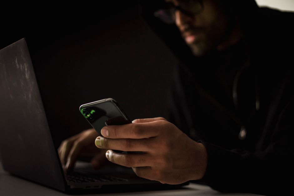 Incognito Mode Won't Save You: The 3 VPNs Cybersecurity Experts Actually Use For True Privacy - Page 2