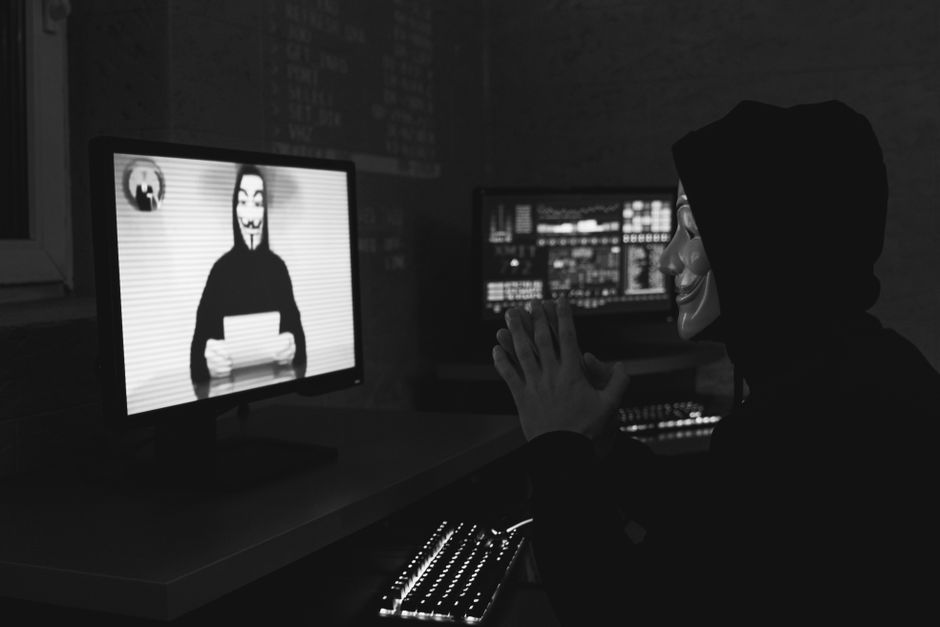 Stop! These 3 'Safe' Habits Are Actually Making You A Hacker Target (Tutorial To Fix Them All) - Page 2