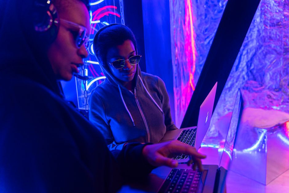 Your Wi-Fi Isn't Safe: 5 Everyday Digital Habits That Make You A Hacker's Easiest Target - Page 5